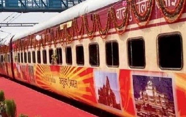 MP: तीर्थ यात्रियों के लिए चलेंगी दो भारत गौरव पर्यटक ट्रेनें, IRCTC ने दी खुशखबरी