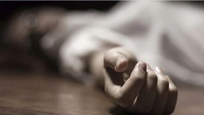 ‘मैं और नहीं झेल सकती…’ कैमरा पर वीडियो बनाकर महिला ने की आत्महत्या