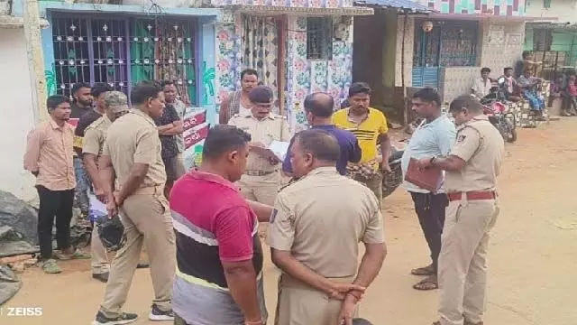 Odisha : दिल दहला देने वाली वारदात, पति ने पत्नी की ली जान