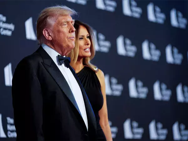 Trump ने कहा- "लॉस एंजिल्स को बचाने में मेरी मदद करके मुझे बहुत गर्व है"