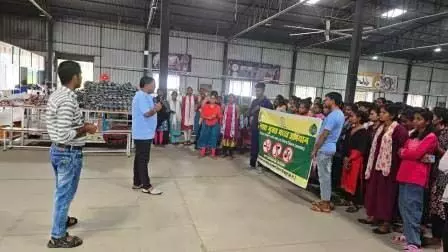 सेन्ट्रल लाईब्रेरी व गारमेंट फैक्ट्री में नशा मुक्ति का दिलाया गया संकल्प