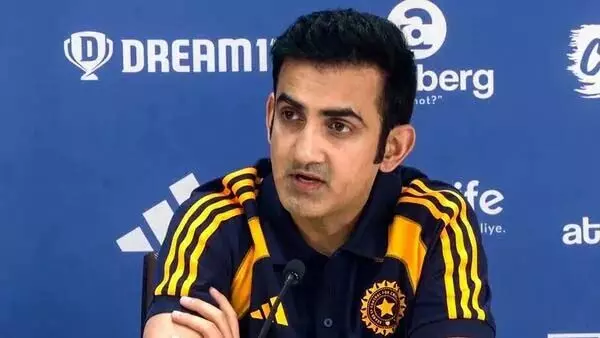 Gautam Gambhir इंग्लैंड दौरे से आपातकालीन स्थिति में लौटे