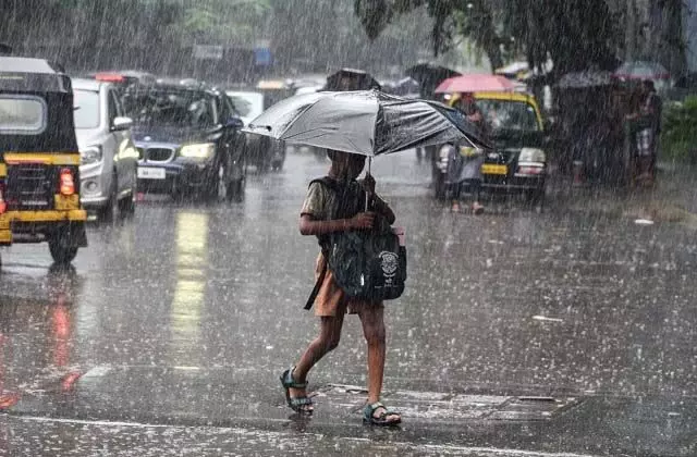 Haryana Weather:  भीषण गर्मी से मिलेगी राहत,  इन जिलों में होगी भारी बारिश