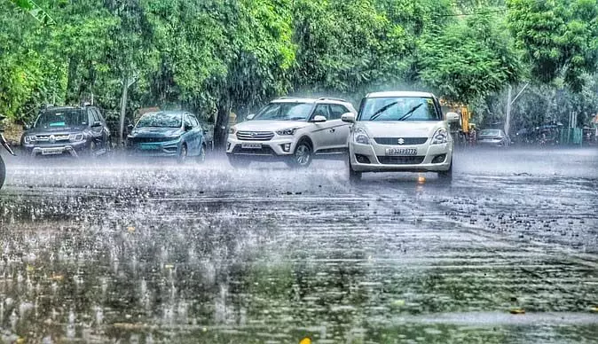 लू से मिली राहत, अब यूपी के कई जिलों में हो सकती है बारिश