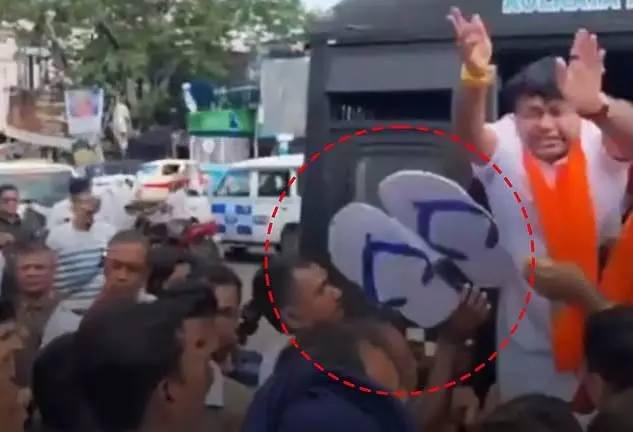 सिख पुलिसकर्मी की तस्वीर चप्पलों से काटने के आरोप में सुकांतार के खिलाफ एफआईआर दर्ज
