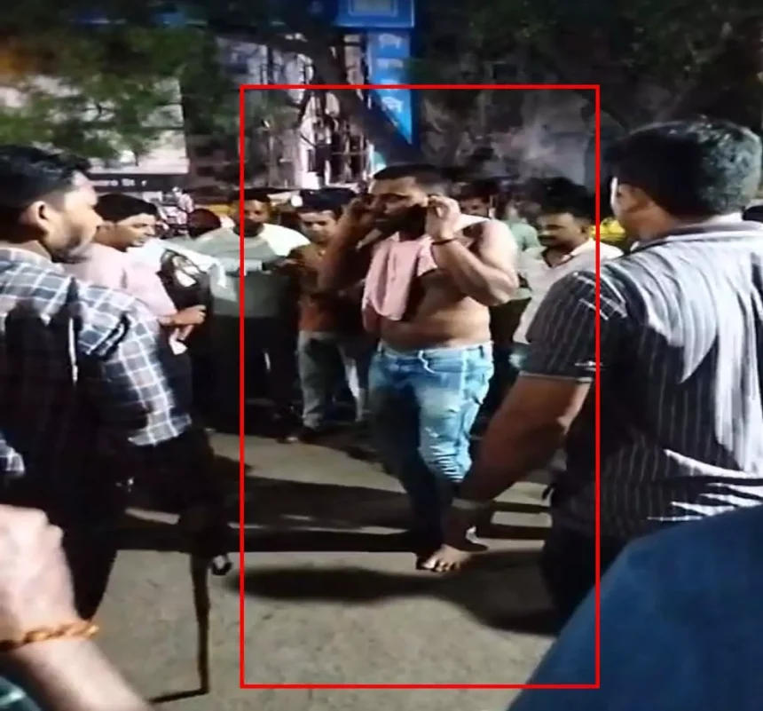 रेलवे स्टेशन पर हमला करने वाले बदमाशों का पुलिस ने निकाला जुलूस, देखें VIDEO...