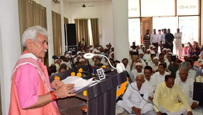 उपराज्यपाल ने जम्मू के बिश्नाह में संत कबीर स्मृति समारोह में भाग लिया