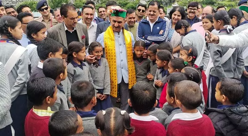 किताबी ज्ञान के साथ बच्चों को जनरल नॉलेज भी पढ़ाएं अध्यापक: मुख्यमंत्री सुक्खू