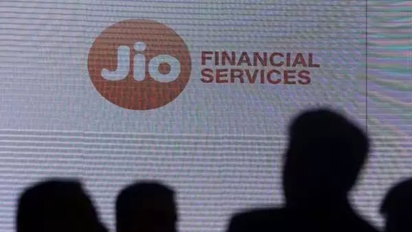 जियो फाइनेंशियल सर्विसेज ने SBI से जियो पेमेंट्स बैंक के 7.9 करोड़ शेयर खरीदे
