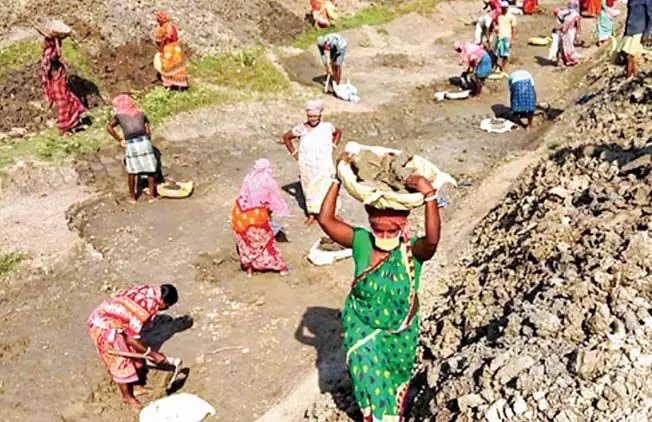 हाईकोर्ट के फैसले से हाशिए पर पड़े लोगों के चेहरे पर मुस्कान आई