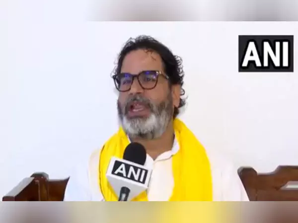 Prashant Kishore ने कहा, "प्रधानमंत्री कल्याण या विकास के लिए नहीं बल्कि वोट मांगने आ रहे हैं"