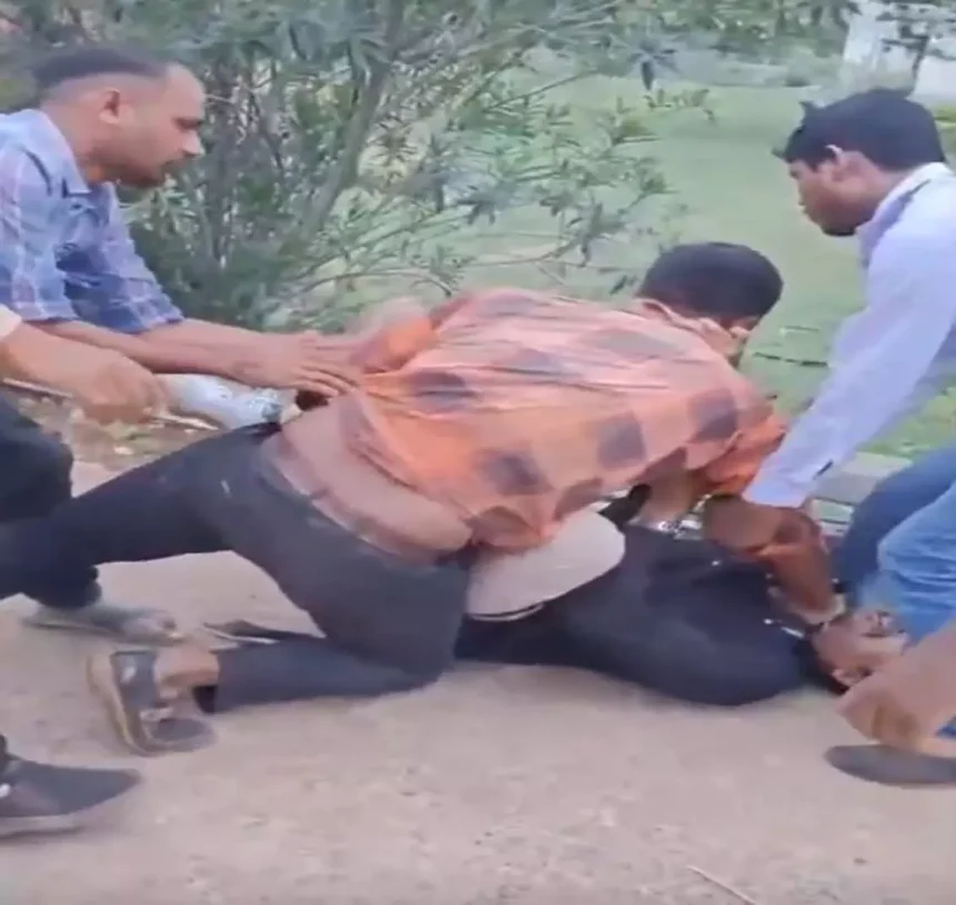 बिजली विभाग के कर्मचारी से मारपीट, ठेकेदार सहित तीन के खिलाफ FIR दर्ज
