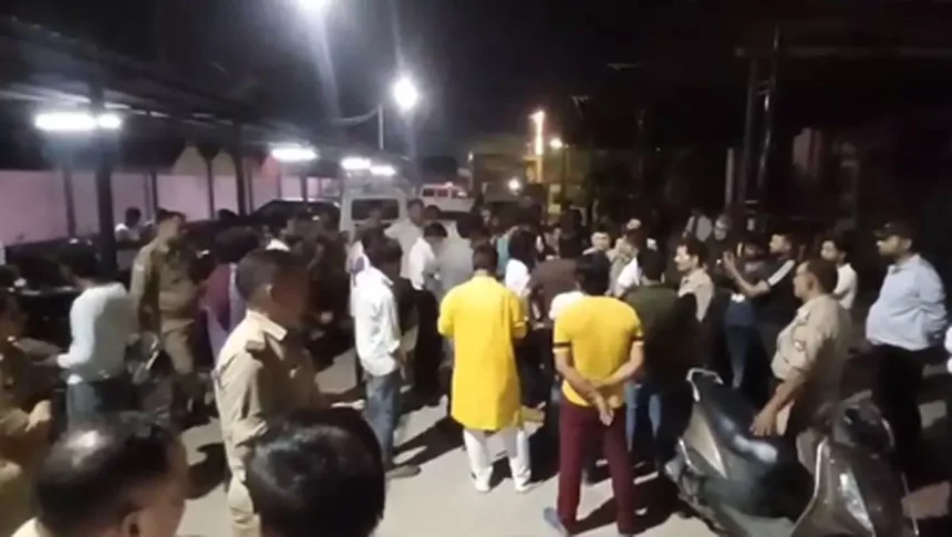 गेस्टहाउस के सीवर में जहरीली गैस का हुआ रिसाव, सफाई कर रहे 2 लोगों की मौत