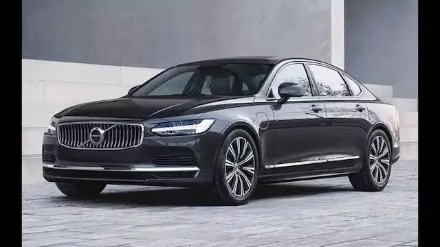 भारत में Volvo S90 बंद, कारण और रिप्लेसमेंट मॉडल यहां जानें