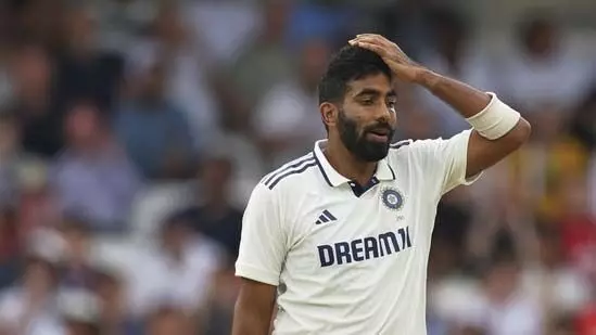 Bumrah : गेंदबाज़ी पर टीम का साथ नहीं, कैच छूटने पर बोले – ‘निराश हूं’