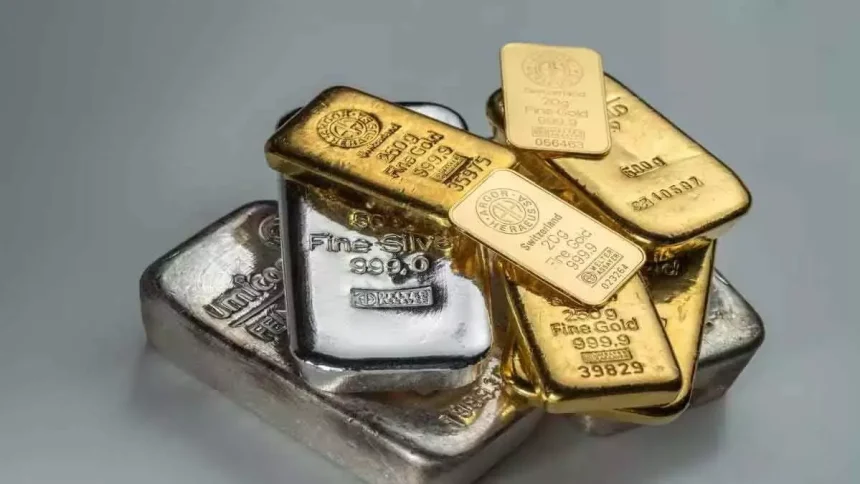 सोना 900 रुपये और चांदी 1,000 रुपये लुढ़की
