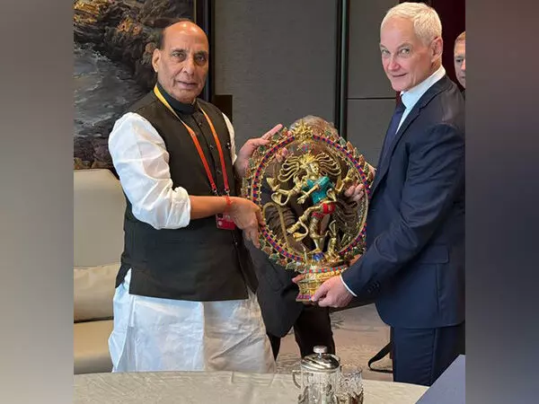 राजनाथ सिंह ने रूसी समकक्ष बेलौसोव के साथ एस-400 सिस्टम की आपूर्ति, एसयू-30 एमकेआई अपग्रेड पर चर्चा की