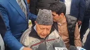डॉ. फारूक अब्दुल्ला ने हजरतबल दरगाह पर शुक्रवार की नमाज अदा की