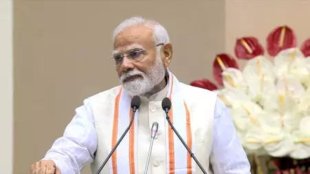 आचार्य विद्यानंद भारतीय परंपरा के आधुनिक प्रकाश स्तंभ, हमें विकास और विरासत को साथ लेकर बढ़ना है: पीएम मोदी
