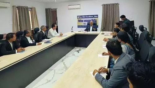 मासिक समीक्षा बैठक का आयोजन