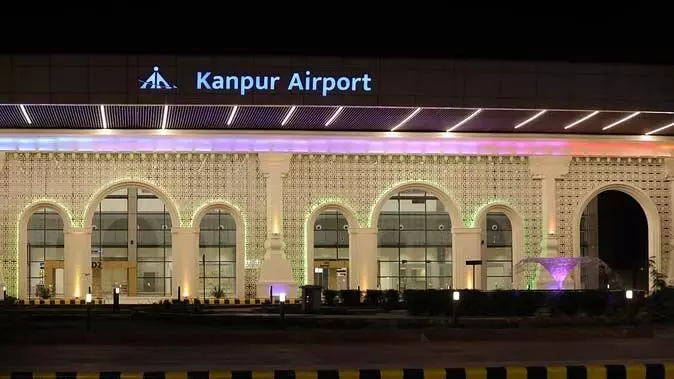 खतरा मंडरा रहा कानपुर एयरपोर्ट पर, मिली बम से उड़ाने की धमकी