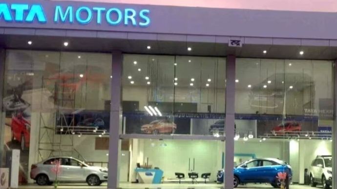 Tata Motors share price