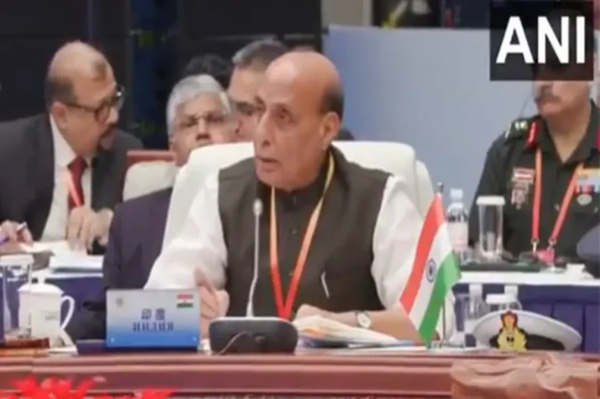 आतंकवाद पर टालमटोल कर रहे थे चीन-पाक, राजनाथ सिंह ने SCO ज्वॉइंट स्टेटमेंट पर