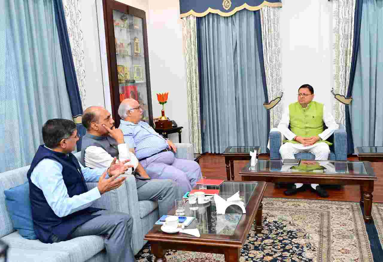सीएम धामी की अध्यक्षता में हुई रणनीतिक सलाहकार की बैठक, धामी ने कहा- प्रदेश के आर्थिक और सामाजिक विकास को गति देने के लिये समिति की महत्वपूर्ण भूमिका