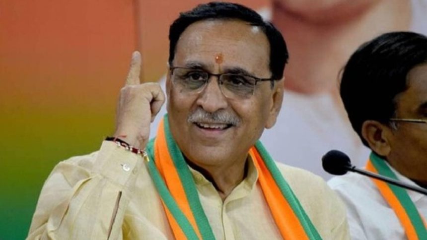 अहमदाबाद में हुए भीषण विमान हादसे ने पूरे देश को स्तब्ध कर दिया. इस त्रासदी...
