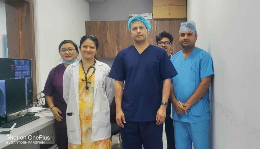 दून अस्पताल में मेडिकल चमत्कार, डॉ.अमर उपाध्याय और टीम ने दो माह के शिशु को दी नई जिंदगी, बिना चीरा लगाए किया गया हार्ट का ऑपरेशन