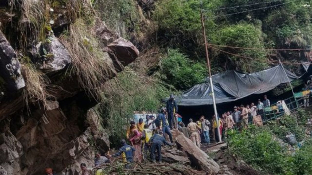 देहरादून, नैनीताल, हरिद्वार, टिहरी समेत कई जिलों में भारी बारिश और तेज...