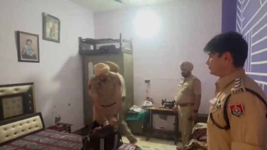 पुलिस ने इस अभियान को और व्यापक करने की योजना बनाई है, जिसमें अन्य...