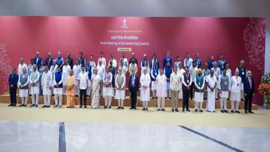 PM मोदी की अध्यक्षता वाली नीति आयोग की बैठक में शामिल हुए सीएम धामी, टिकाऊ ड्रेनेज प्रणाली विकसित करने का किया अनुरोध