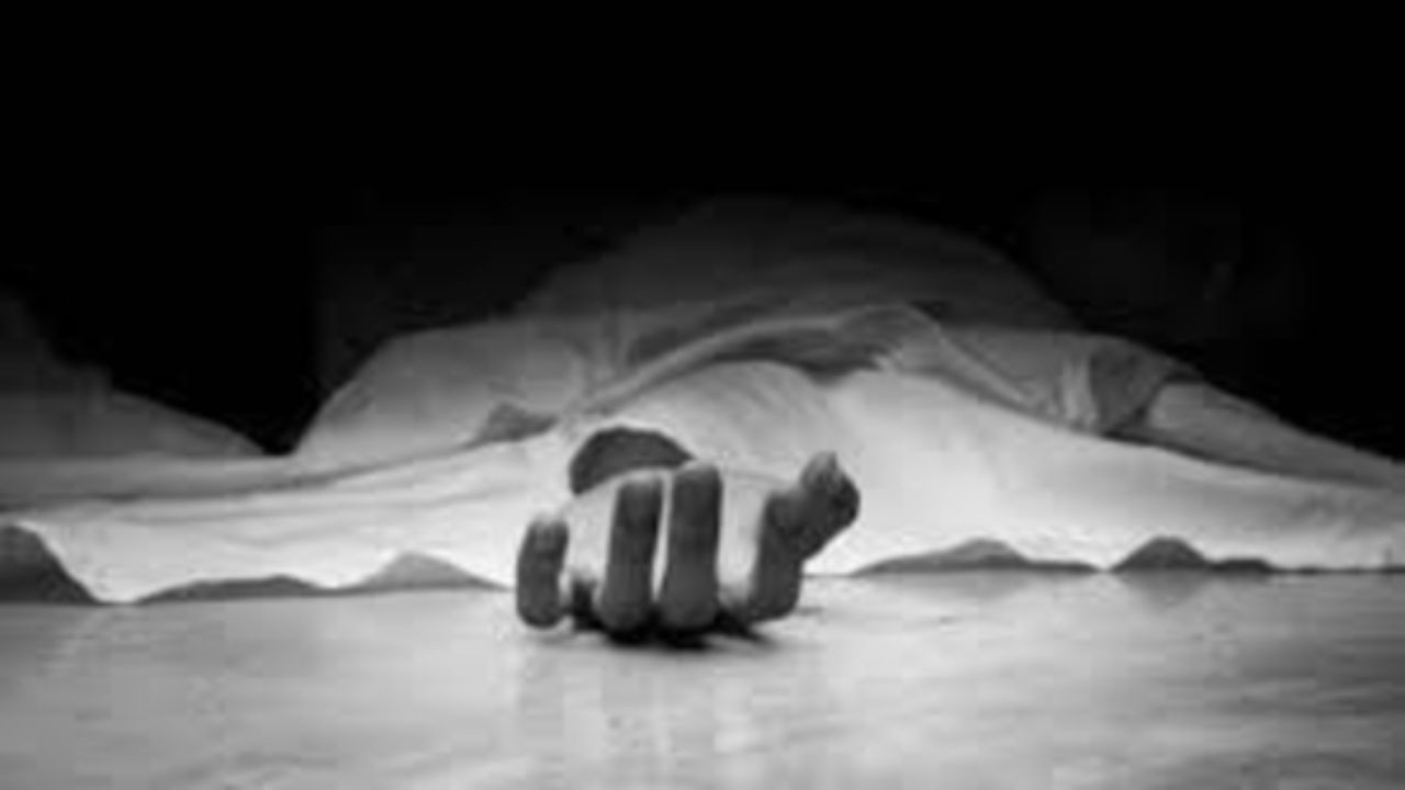 Suicide On Eid-ul-Azha: स्थानीय लोगों का दावा है कि मृतक ने ईद-उल-अजहा के दिन खुद को...