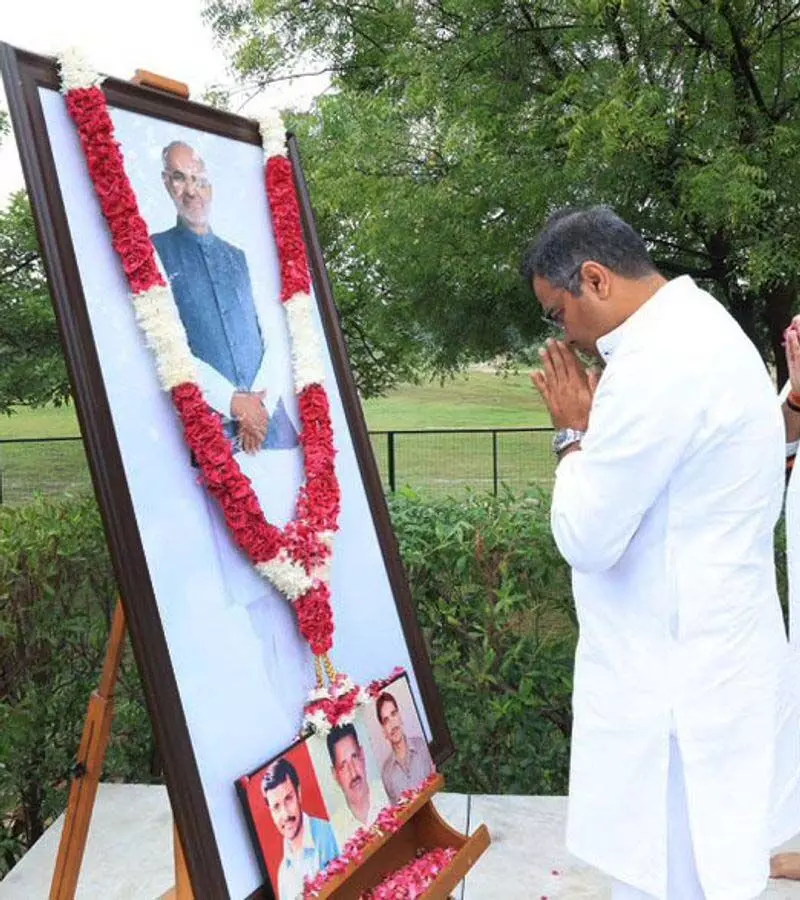 पूर्व CM साहिब सिंह वर्मा की पुण्यतिथि पर BJP नेताओं ने दी श्रद्धांजलि