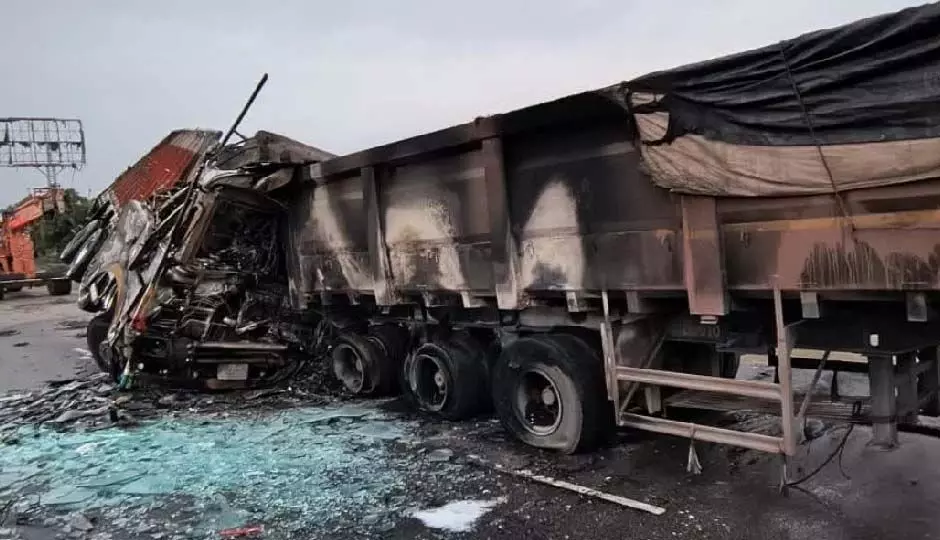 Jaipur: भीषण सड़क हादसा, ट्रक-ट्रेलर की टक्कर, जिंदा जले 2 लोग