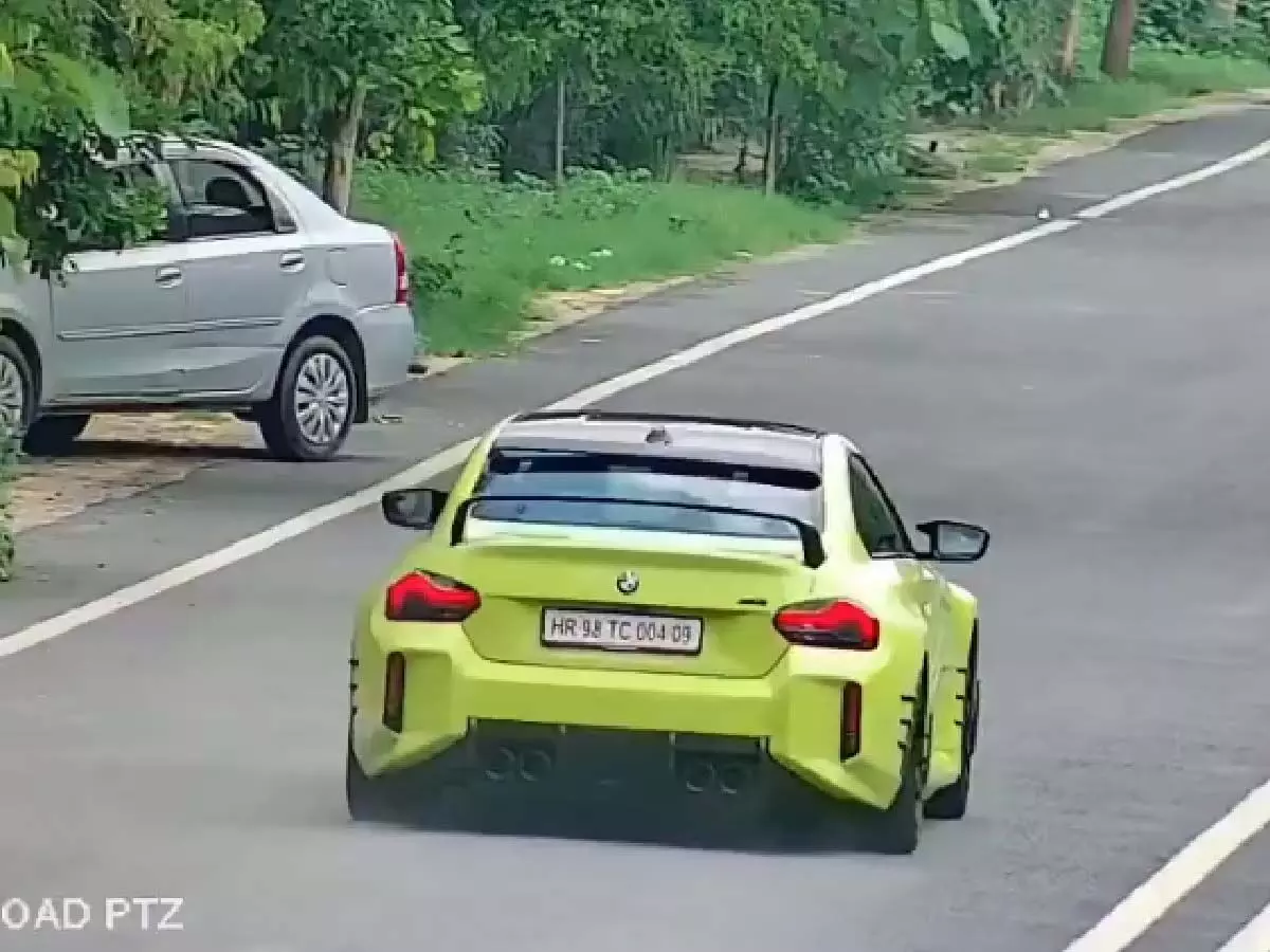 BIG BREAKING: सड़कों पर स्टंटबाजी का खतरनाक खेल, BMW से 360 डिग्री ड्रीफ्ट