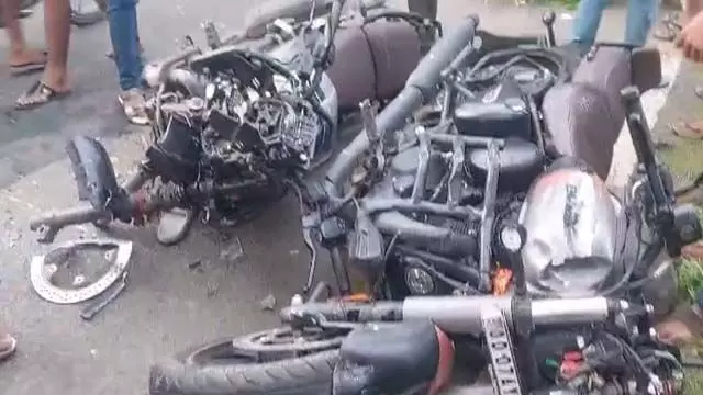 Ganjam : दो बाइकों की टक्कर में पिता-पुत्र समेत तीन की मौत