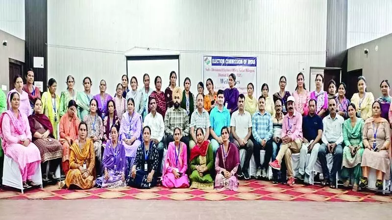 मतदाता सूची को त्रुटिरहित बनाने को किया ट्रेंड