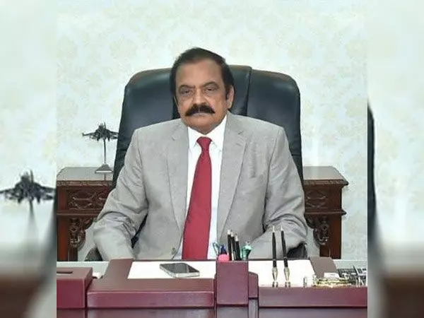 पाकिस्तान के प्रधानमंत्री के सहयोगी राणा सनाउल्लाह ने PPP के साथ बढ़ते मतभेद की खबरों को खारिज किया