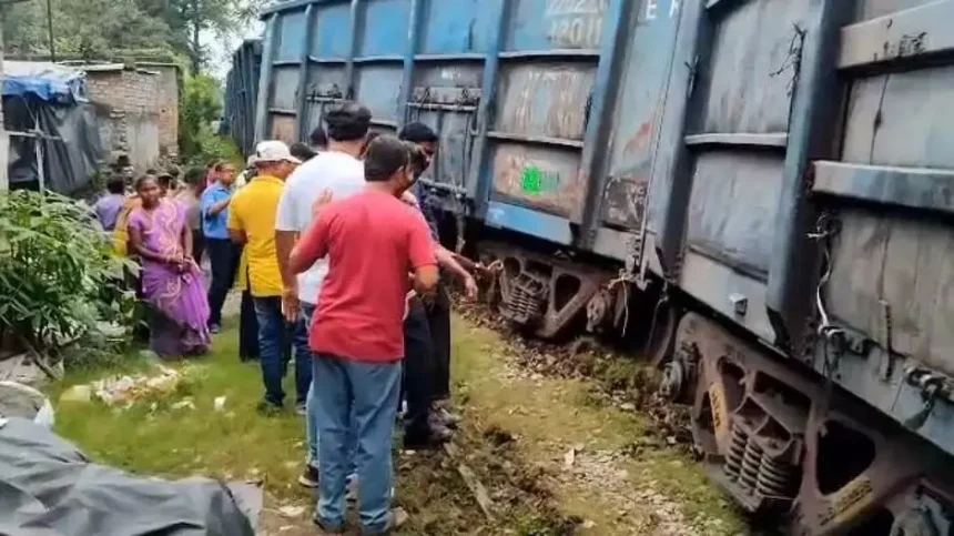 ओडिशा में मालगाड़ी पटरी से उतरी, बीरमित्रपुर में मचा हड़कंप