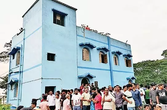 'कागजी पुलिस थाने' कब तक चलेंगे?