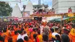 Jharkhand: पहले सोमवार को बाबा बैद्यनाथ धाम का पूरा मंदिर 'बोल बम' के जयकारों से गूंज उठा