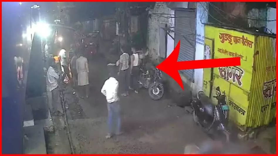 चाय का चस्का...जान पर भारी! LIVE वीडियो वायरल