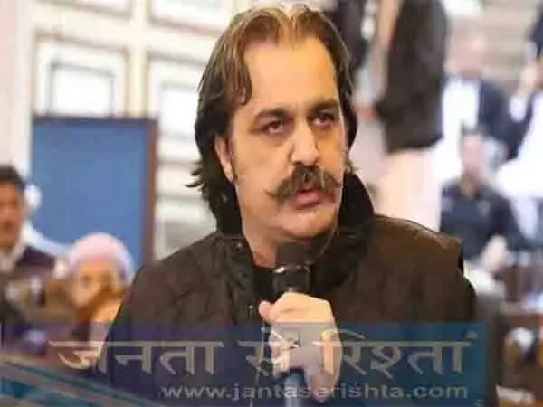 खैबर पख्तूनख्वा में पीटीआई की पकड़ कमजोर, सर्वे में भ्रष्टाचार और बेरोजगारी को बताया मुख्य कारण