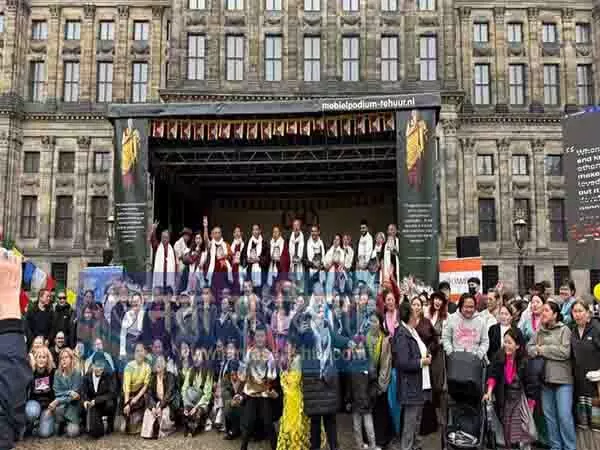 दलाई लामा के 90वें जन्मदिन का एम्स्टर्डम उत्सव निर्वासन में तिब्बती एकता का प्रतीक बना