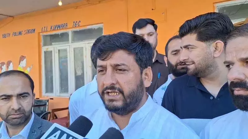 कुपवाड़ा विधायक ने सीएम के सलाहकार पर 'अति-संवैधानिक हस्तक्षेप' का आरोप लगाया