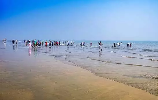 दीघा के समुद्र में डूब रहे चाचा को जिंदा बचाया गया