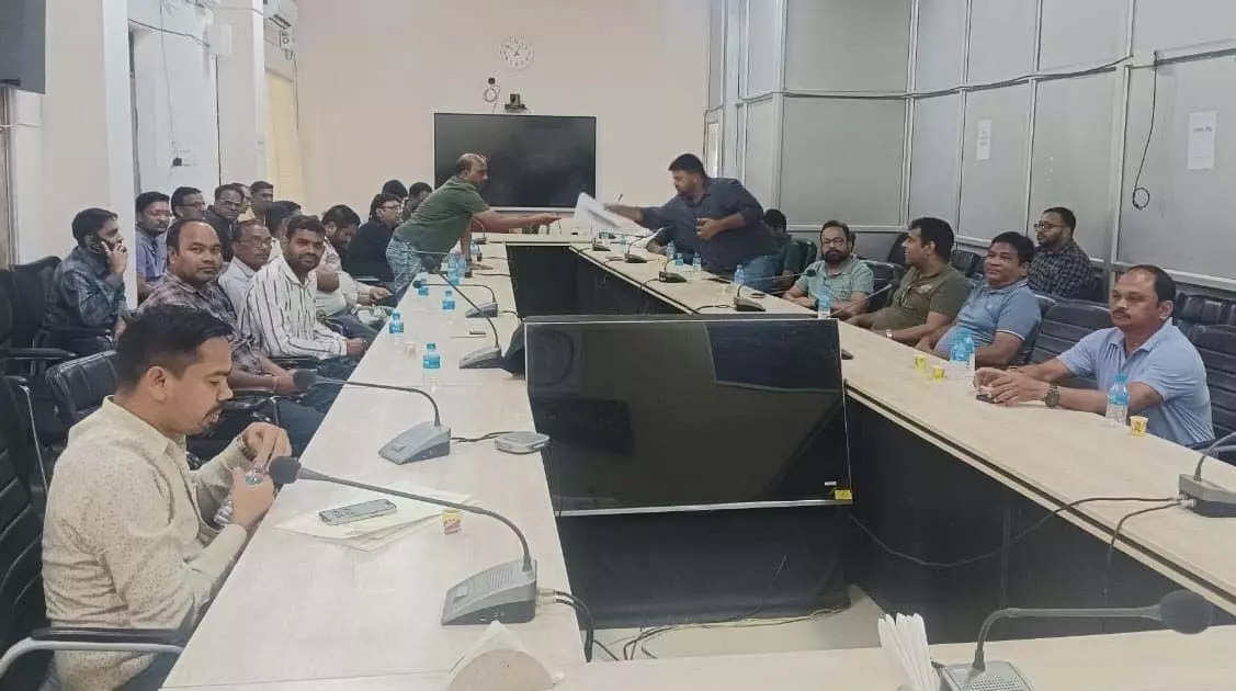 खनिज विभाग ने ली क्रेशर संचालकों की बैठक