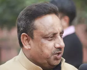 शशि थरूर का भाजपा सांसद प्रवीण खंडेलवाल ने किया समर्थन, बोले-पहले राष्ट्र फिर राजनीति